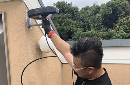 防犯カメラ取り付け作業